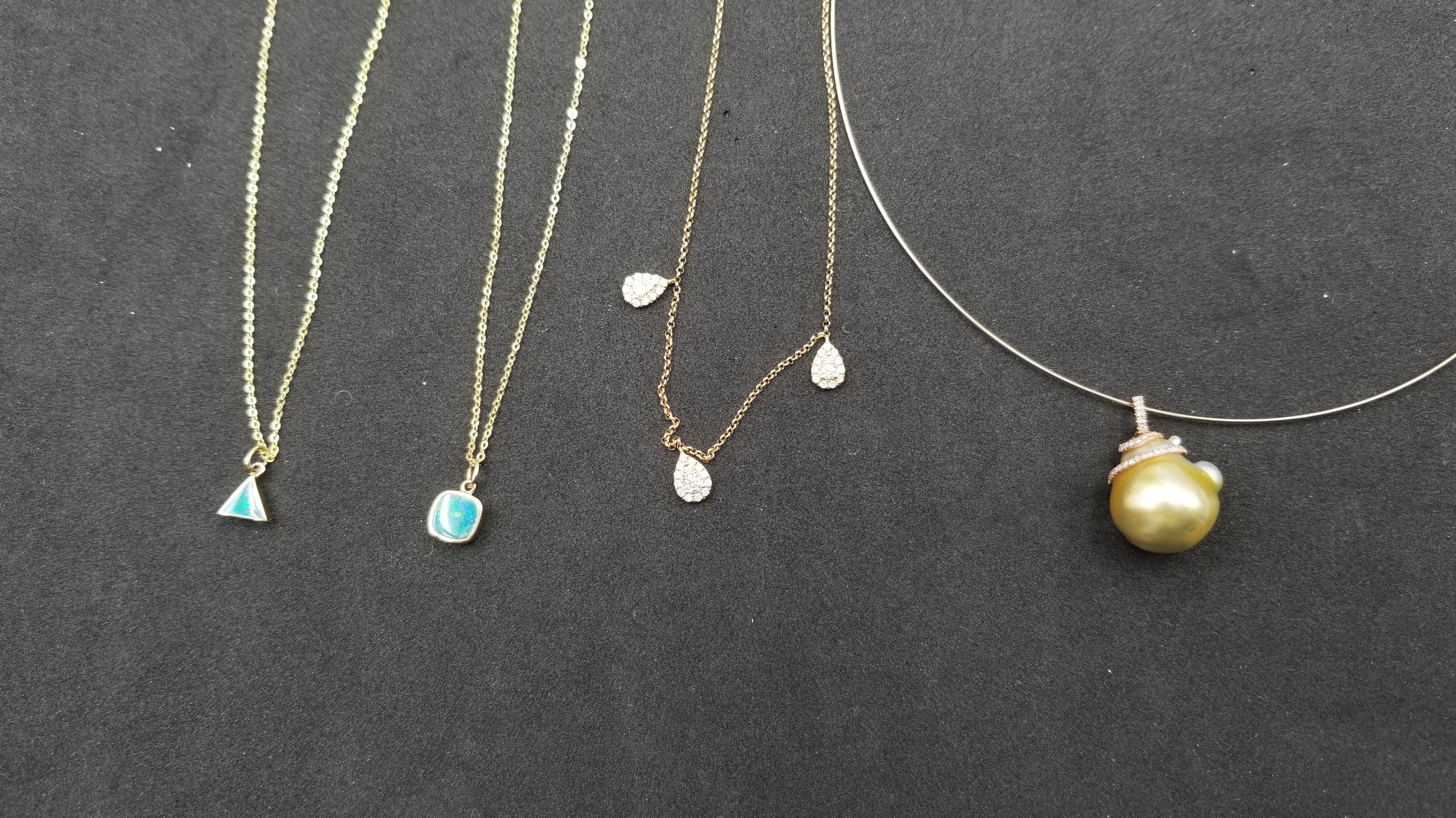 GOLD JEWELRY - Necklaces