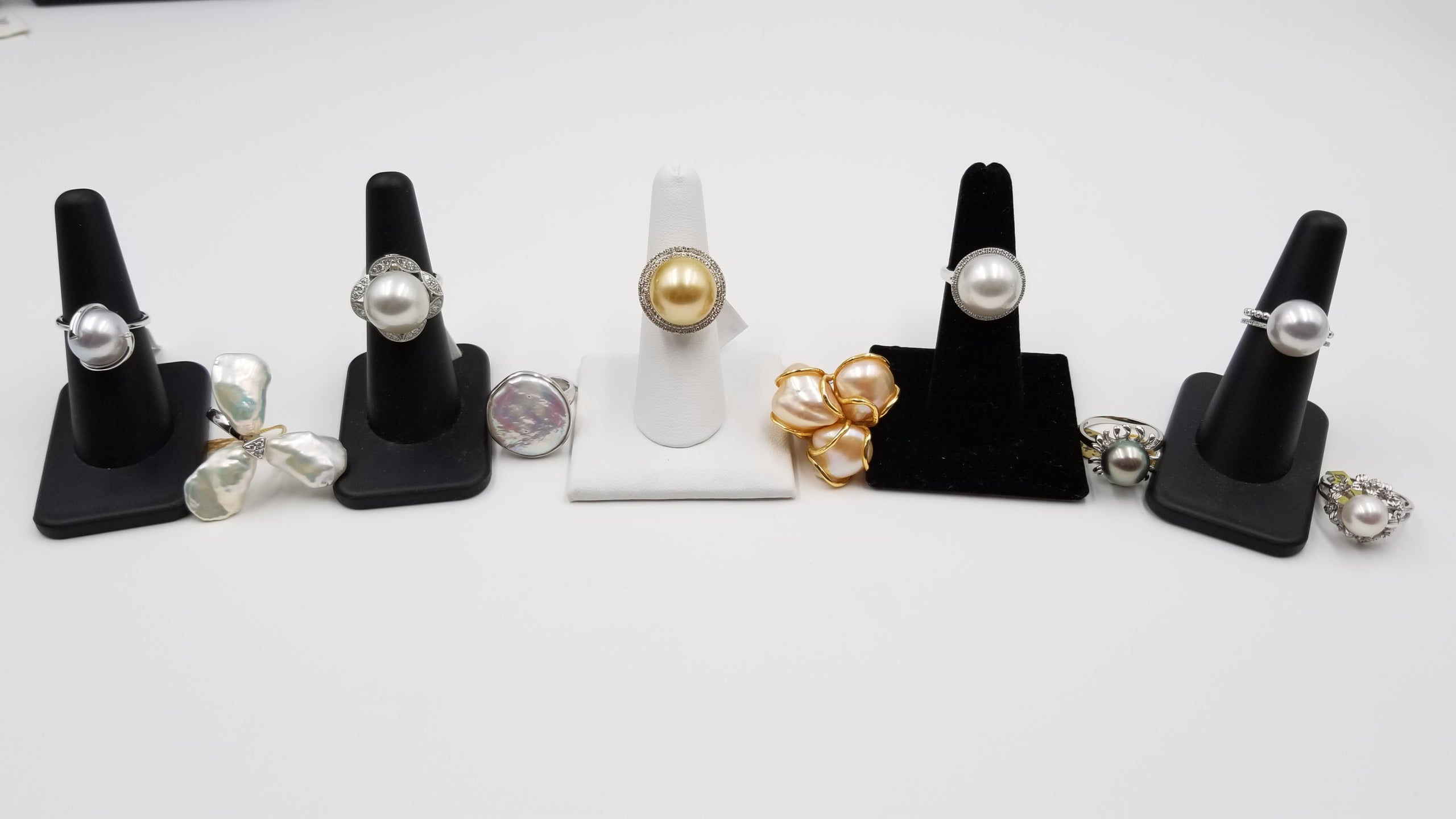 PEARL JEWELRY - Rings