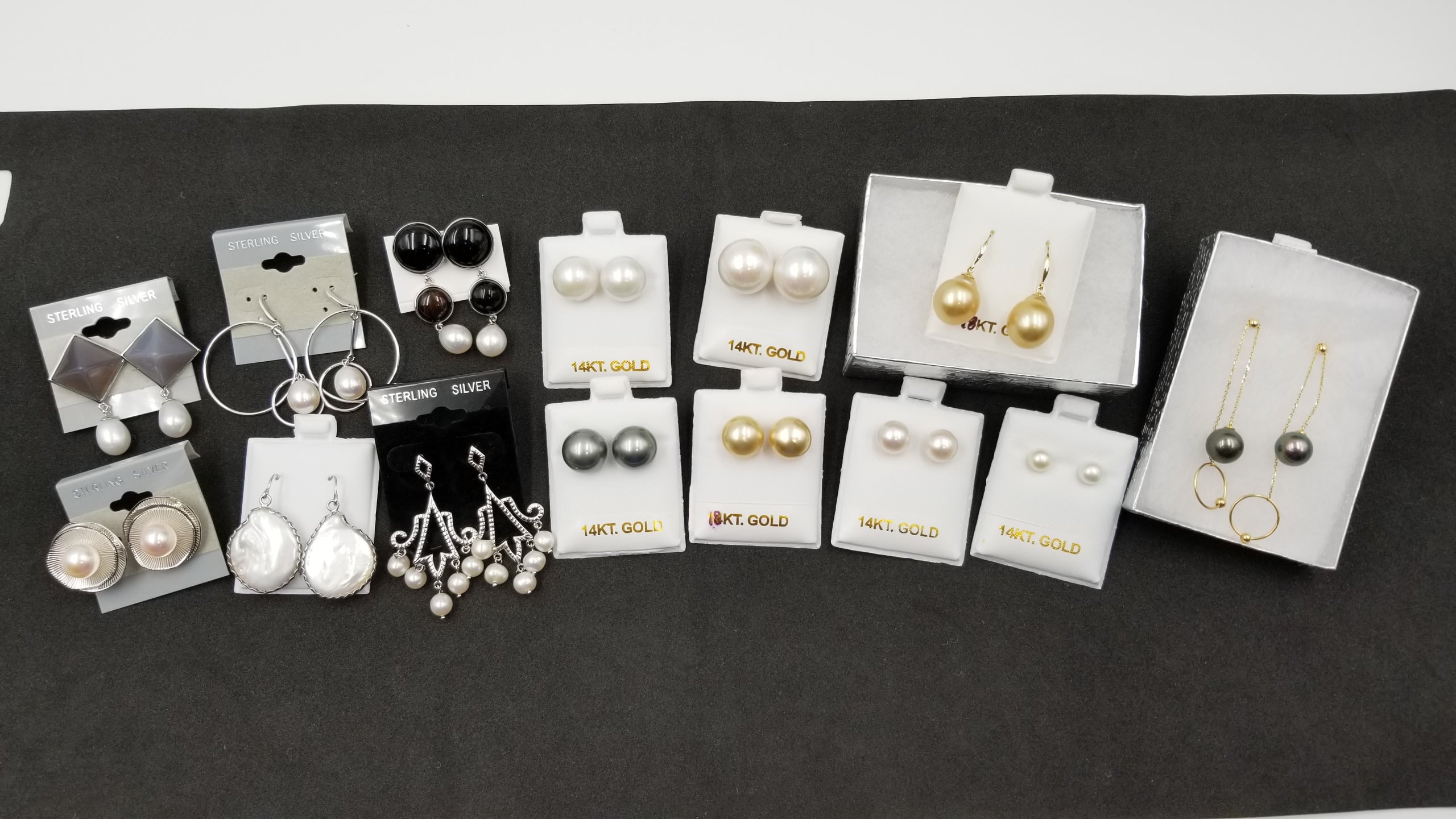 PEARL JEWELRY - Earrings