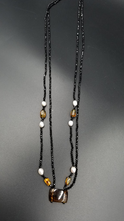 FRESHWATER CULTURE PEARLS W/ AMBER AND BLACK SPINAL DOUBLE NECKLACE
