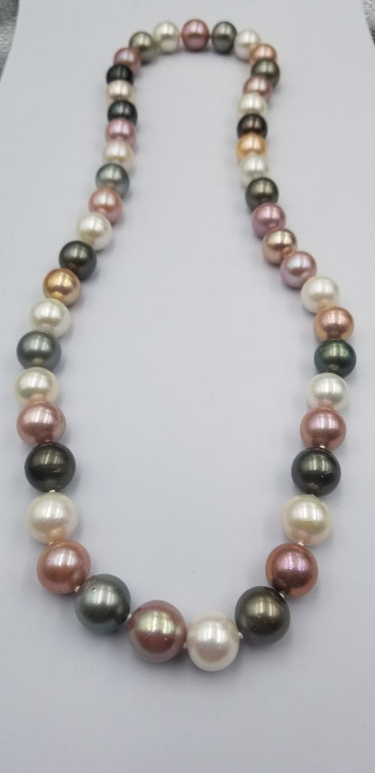 28" LONG MULTI COLOR SUPER LARGE SIZES TAHITIAN / FRESHWATER PEARLS NECKLACE