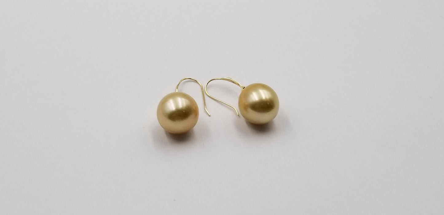 12-13 MM BAROQUE SHAPE NATURAL GOLDEN COLOR SOUTHSEA PEARL 18 KT YELLOW GOLD WIRE EARRINGS