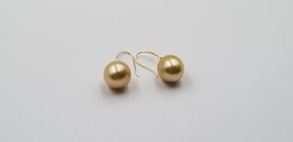 12-13 MM BAROQUE SHAPE NATURAL GOLDEN COLOR SOUTHSEA PEARL 18 KT YELLOW GOLD WIRE EARRINGS