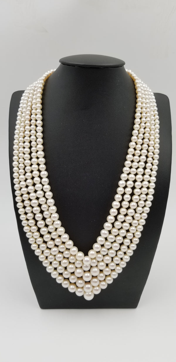 CLASSIC 5 STRANDS V' SHAPE GRADUATE FRESHWATER CULTURE PEARLS NECKLACE IN STERLING SILVER CLASP