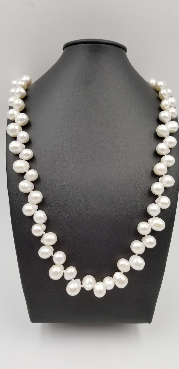 SIDE DRILL STYLISH PEARL SHAPE FRESHWATER PEARLS 36 "  NECKLACE