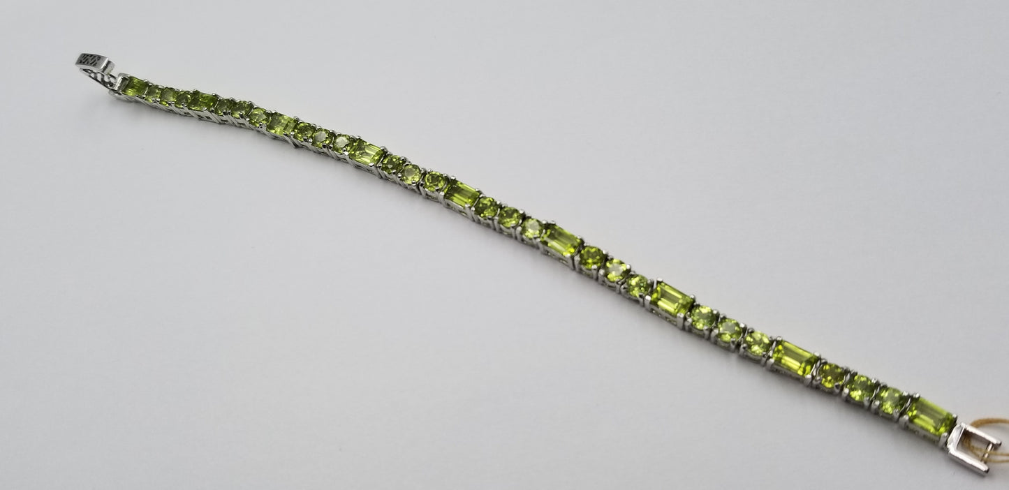 PERIDOT ROUND/EMERALD CUT STERLING SILVER BRACELET