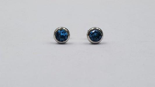 BLUE TOPAZ 6 MM BEZEL SET STERLING SILVER STUD EARRINGS