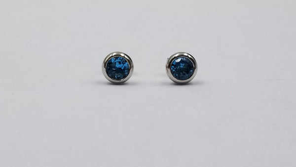 BLUE TOPAZ 6 MM BEZEL SET STERLING SILVER STUD EARRINGS