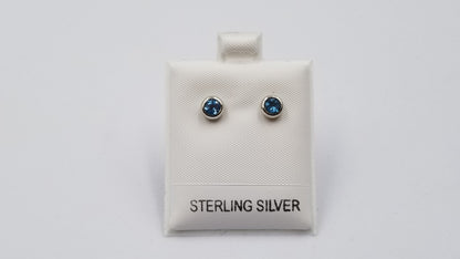 BLUE TOPAZ 4 MM BEZEL SET STERLING SILVER STUDS EARRINGS