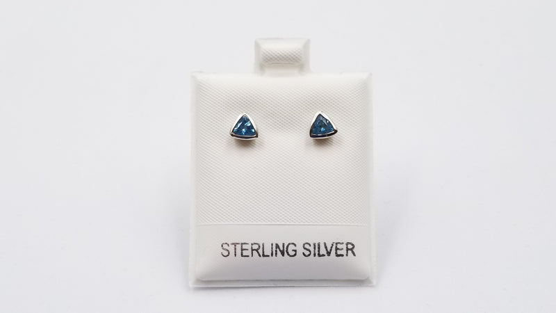 BLUE TOPAZ 4X4MM TRIANGLE BEZEL SET STERLING SILVER STUDS EARRINGS