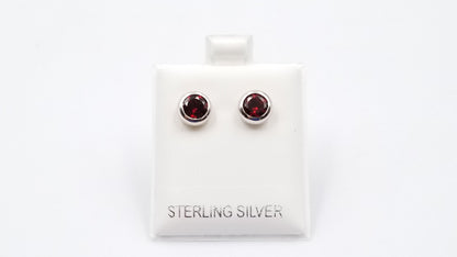 GARNET 6 MM ROUND BEZEL SET STERLING SILVER STUDS EARRINGS