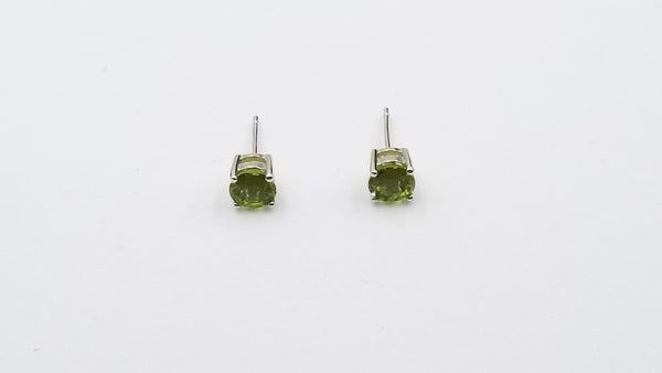 PERIDOT 6 MM ROUND 4 PRONG SET STERLING SILVER STUDS EARRINGS