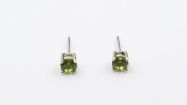 PERIDOT 5 MM ROUND 4 PRONG SET STERLING SILVER STUDS EARRINGS