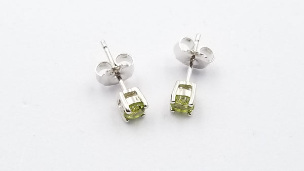 PERIDOT 4 MM ROUND 4 PRONG SET STERLING SILVER STUDS EARRINGS