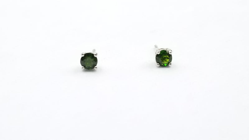 GREEN CHROME DIOPSIDE 4 MM ROUND PRONG SET STUDS EARRINGS