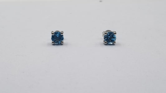 BLUE TOPAZ 6 MM ROUND PRONG SET STERLING SILVER STUD EARRINGS