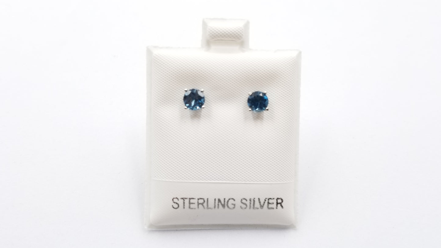 LONDON BLUE TOPAZ 5MM ROUND PRONG SET STERLING SILVER STUDS EARRINGS