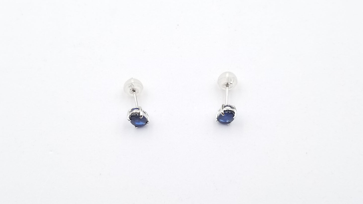 SAPPHIRES 4X6 MM OVAL PRONG SET 14 KT WHITE GOLD STUDS EARRINGS
