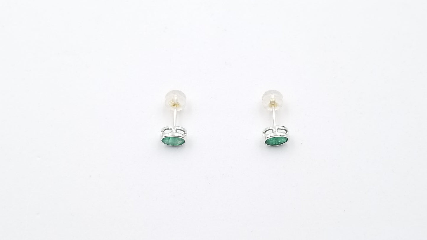 EMERALD 5X7MM OVAL BEZEL SET 14 KT WHITE GOLD STUDS EARRINGS
