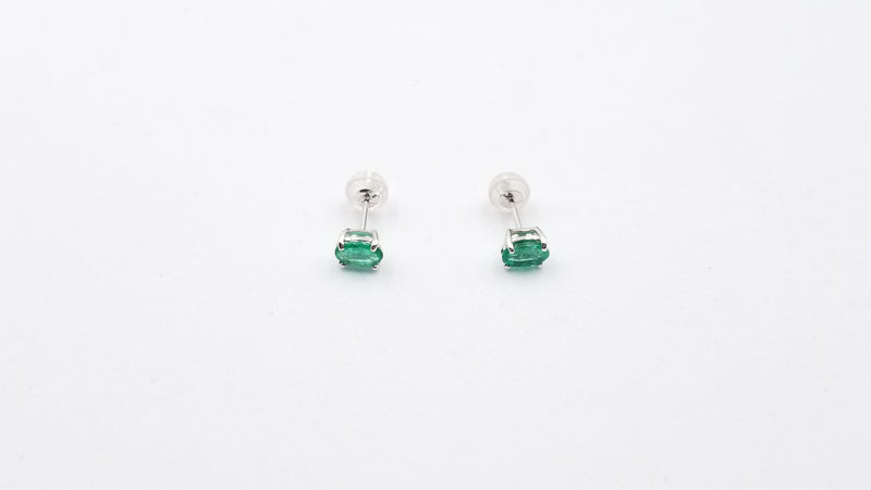 EMERALD 4X6 MM OVAL PRONG SET 14 KT WHITE GOLD STUDS EARRINGS