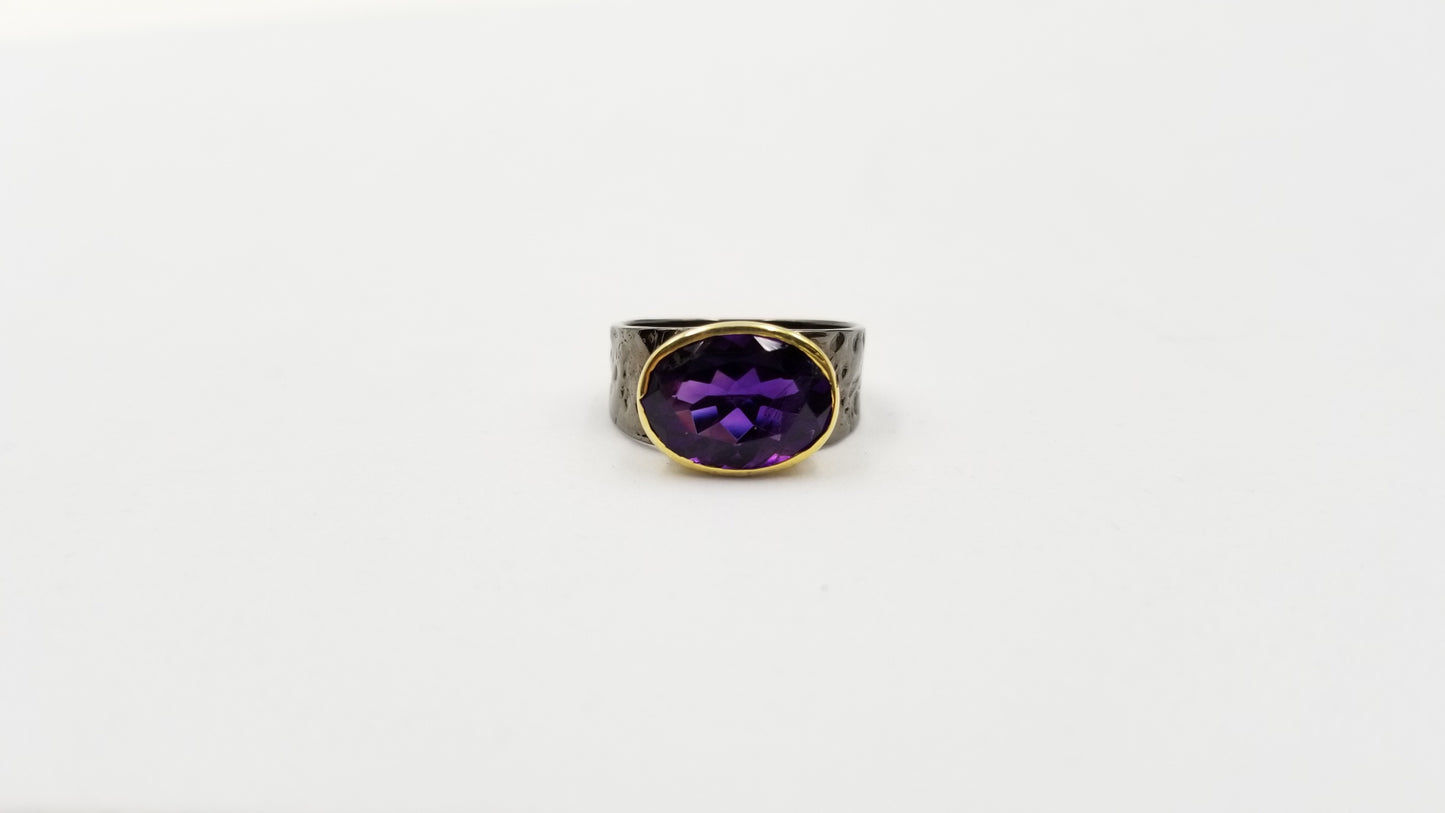 AMETHYST TWO TONE / BLACK RHODIUM FINISHED STERLING SILVER RING