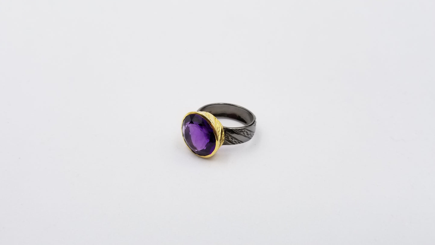 AMETHYST TWO TONE / BLACK RHODIUM FINISHED STERLING SILVER RING