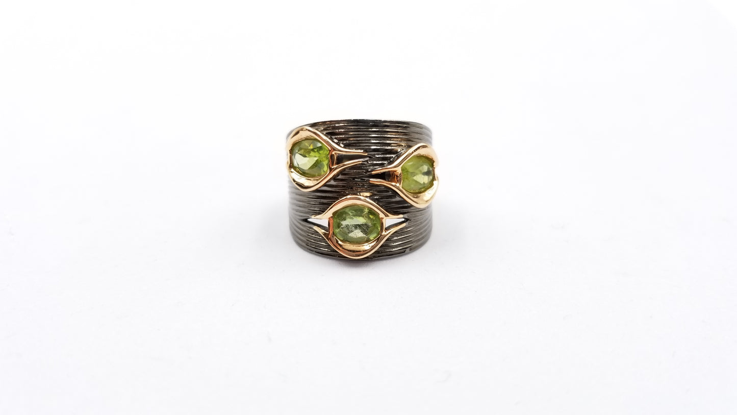 PERIDOTS TWO TONE /BLACK RHODIUM FINISHED STERLING SILVER RING