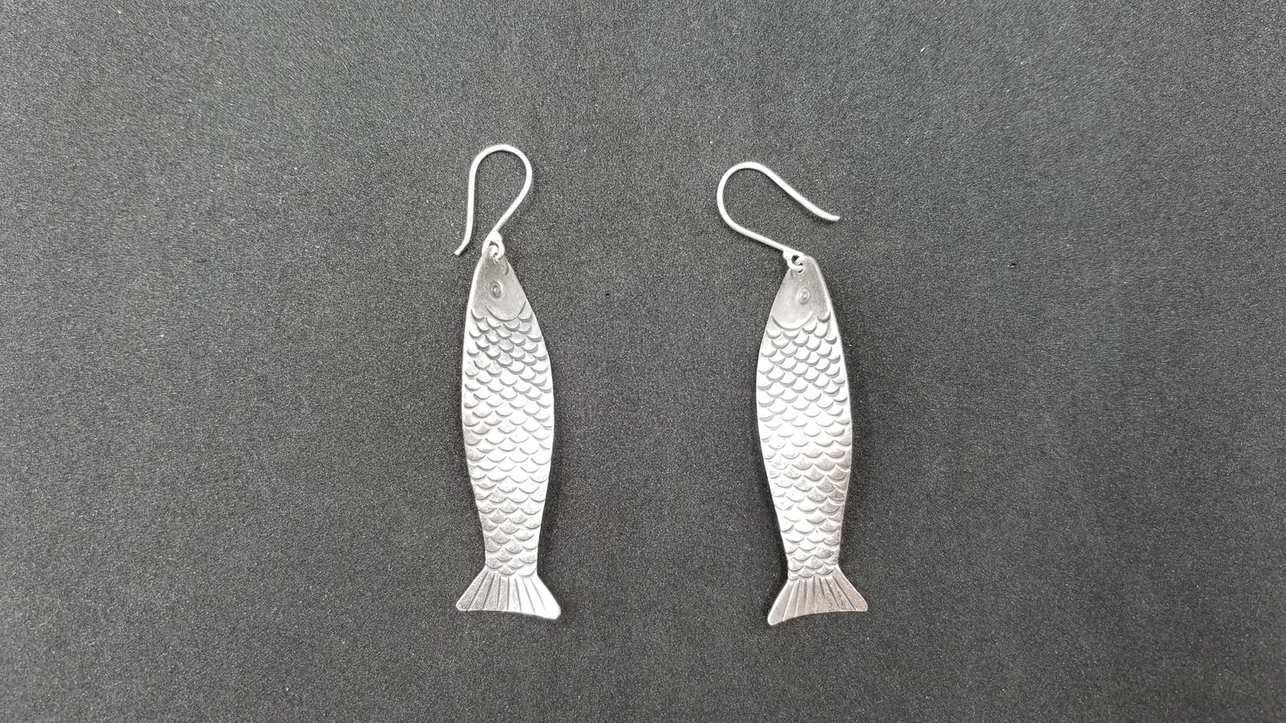STERLING SILVER WIRE DANGLE TWISTED FISH DESIGNS EARRINGS