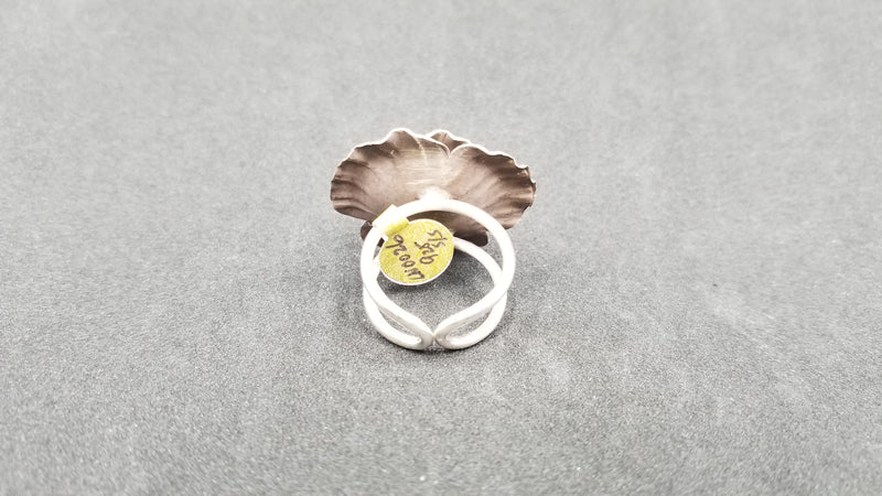 STERLING SILVER FANCY FLOWER RING ( SIZE ADJUSTABLE )