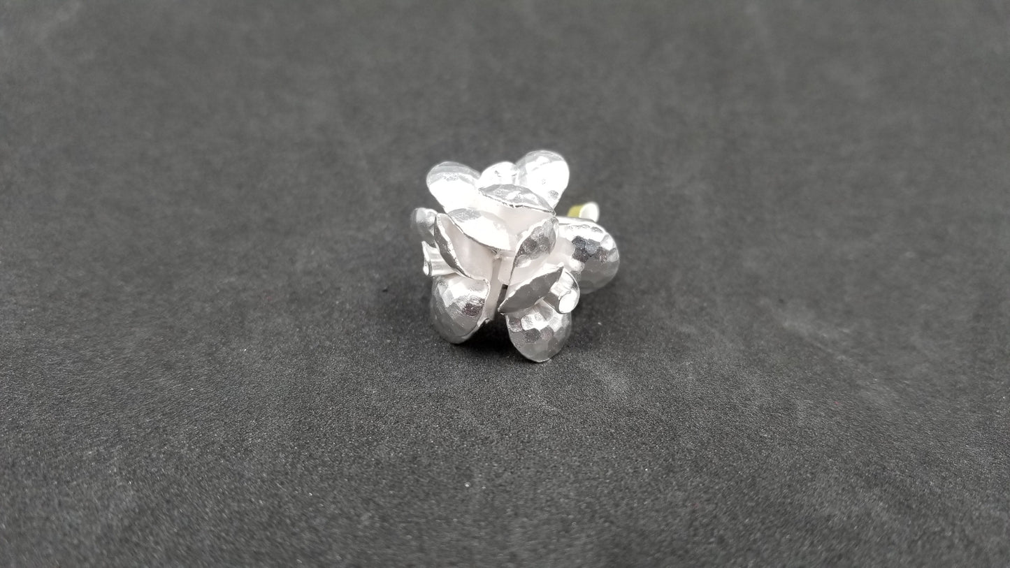 STERLING SILVER FANCY FLOWER RING ( SIZE ADJUSTABLE )
