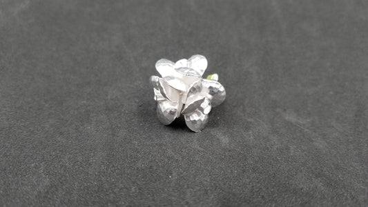 STERLING SILVER FANCY FLOWER RING ( SIZE ADJUSTABLE )