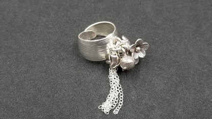 STERLING SILVER FUN CHARMS RING ( SIZE ADJUSTABLE )