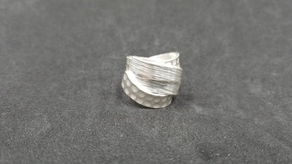 STERLING SILVER WIDE RING ( SIZE ADJUSTABLE )