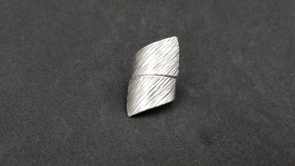 STERLING SILVER WIDE RING ( SIZE ADJUSTABLE )