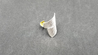 STERLING SILVER WIDE RING ( SIZE ADJUSTABLE )