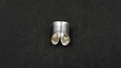 STERLING SILVER WIDE RING ( SIZE ADJUSTABLE )