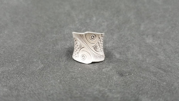 STERLING SILVER FISH STYLE RING ( SIZE ADJUSTABLE )