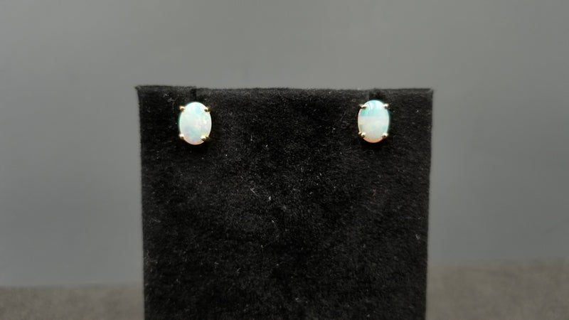 OPAL ( AUSTRALIAN ) 6X8 MM CABOCHON OVAL 14 KT YELLOW GOLD STUDS EARRINGS