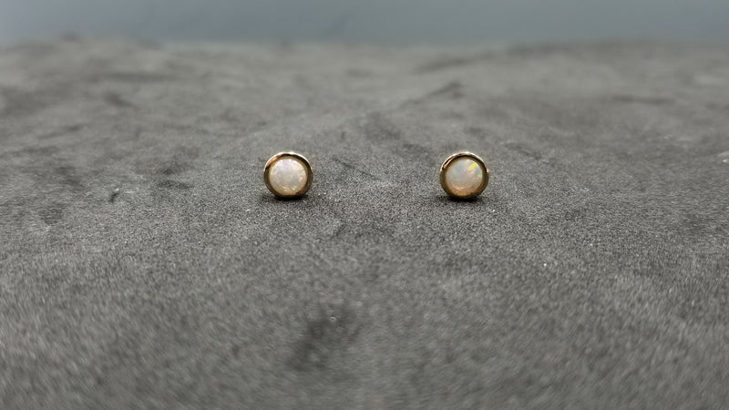 OPAL ( AUSTRALIAN )6 MM ROUND BEZEL SET 14 KT YELLOW GOLD STUDS EARRINGS