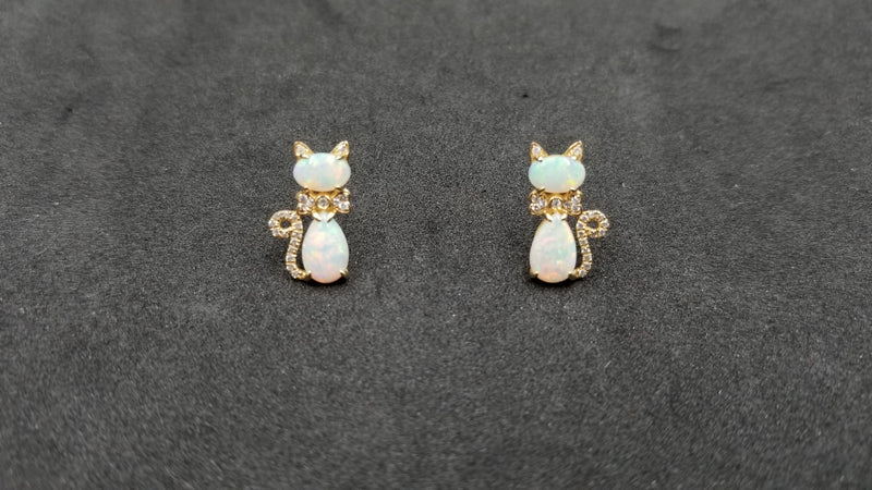 OPAL ( AUSTRALIAN ) WITH DIAMONDS 14 KT YELLOW GOLD FANCY CAT EARRINGS