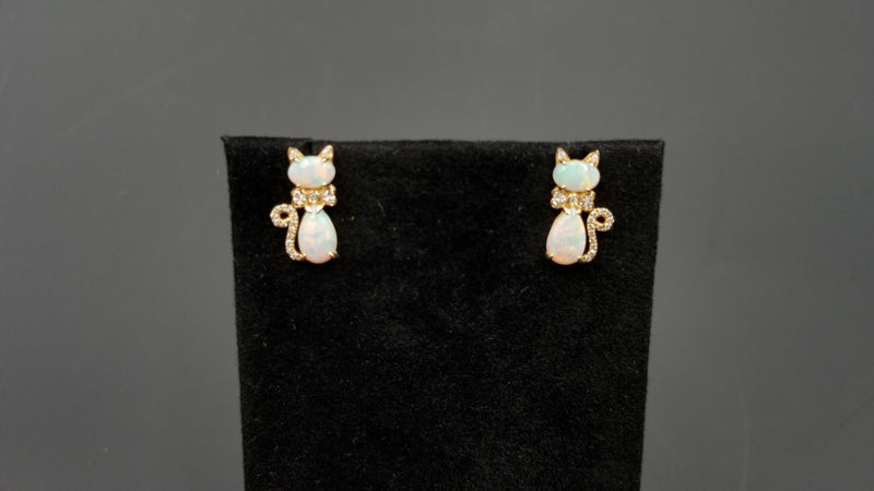 OPAL ( AUSTRALIAN ) WITH DIAMONDS 14 KT YELLOW GOLD FANCY CAT EARRINGS