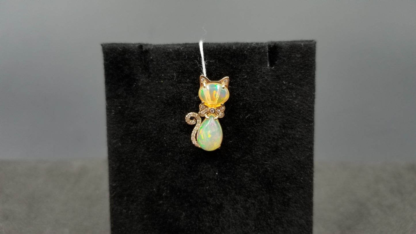 OPAL ( ETHIOPIAN ) WITH DIAMONDS FANCY CAT 14 KT YELLOW GOLD PENDANT