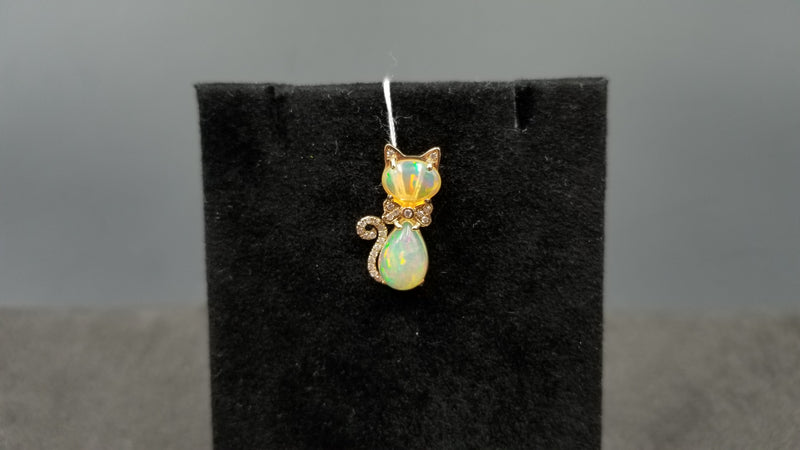 OPAL ( ETHIOPIAN ) WITH DIAMONDS FANCY CAT 14 KT YELLOW GOLD PENDANT