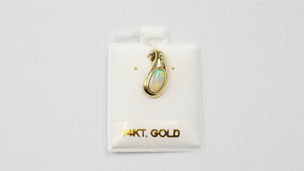 OPAL ( AUSTRALIAN ) OVAL BEZEL SET WITH DIAMONDS 14 KT YELLOW GOLD PENDANT