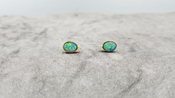 BOULDER OPAL DOUBLET W/ DIAMONDS BEZEL SET 14 KT YELLOW GOLD PUSH BACKS EARRINGS