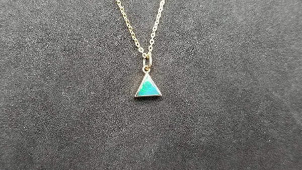BOULDER OPAL DOUBLET 6 MM TRIANGLE BEZEL SET 14 KT YELOW GOLD PENDANT WITH 16" CHAIN