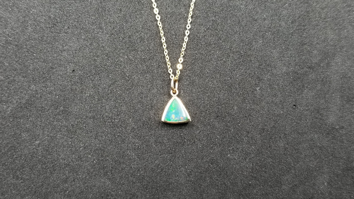 BOULDER OPAL DOUBLET TRIANGLE 7 MM BEZEL SET 14 KT YELOW GOLD PENDANT WITH 16" CHAIN