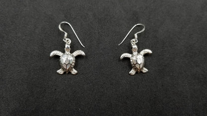STERLING SILVER W/ MOTHER OF PEARL SEA TURTLE DANGLE EARRINGS