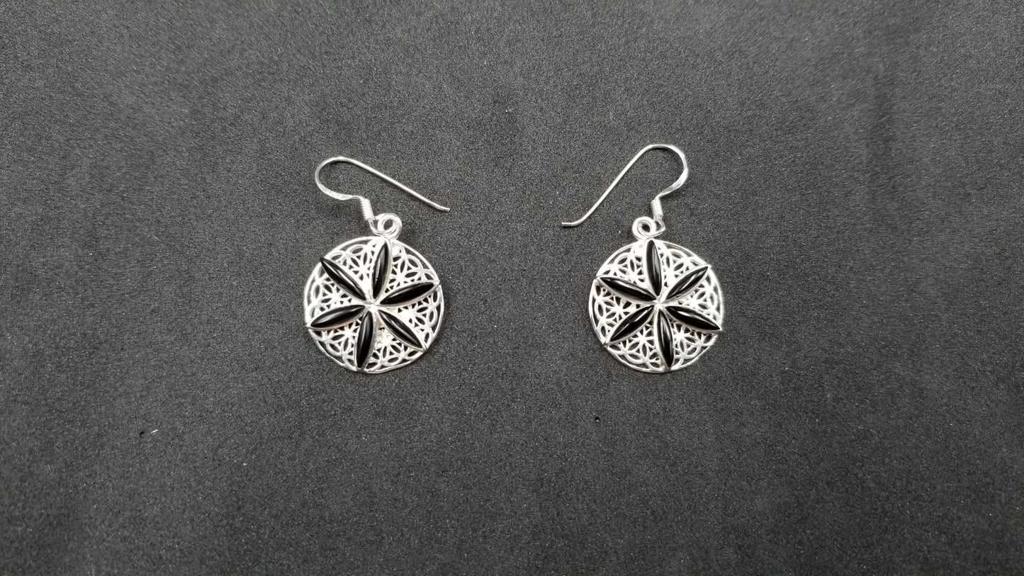 STERLING SILVER W/ BLACK AGATE FLOWER DANGLE EARRING