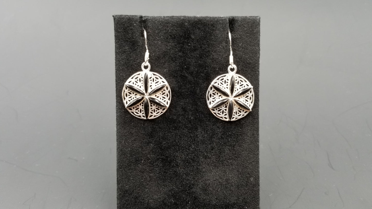 STERLING SILVER W/ BLACK AGATE FLOWER DANGLE EARRING